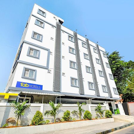 Fabhotel Ssr Ikon Suites - Nr Hyderabad Central University, Kondapur Luaran gambar