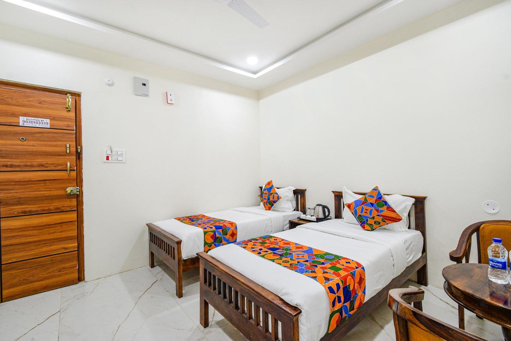 Fabhotel Ssr Ikon Suites - Nr Hyderabad Central University, Kondapur Luaran gambar