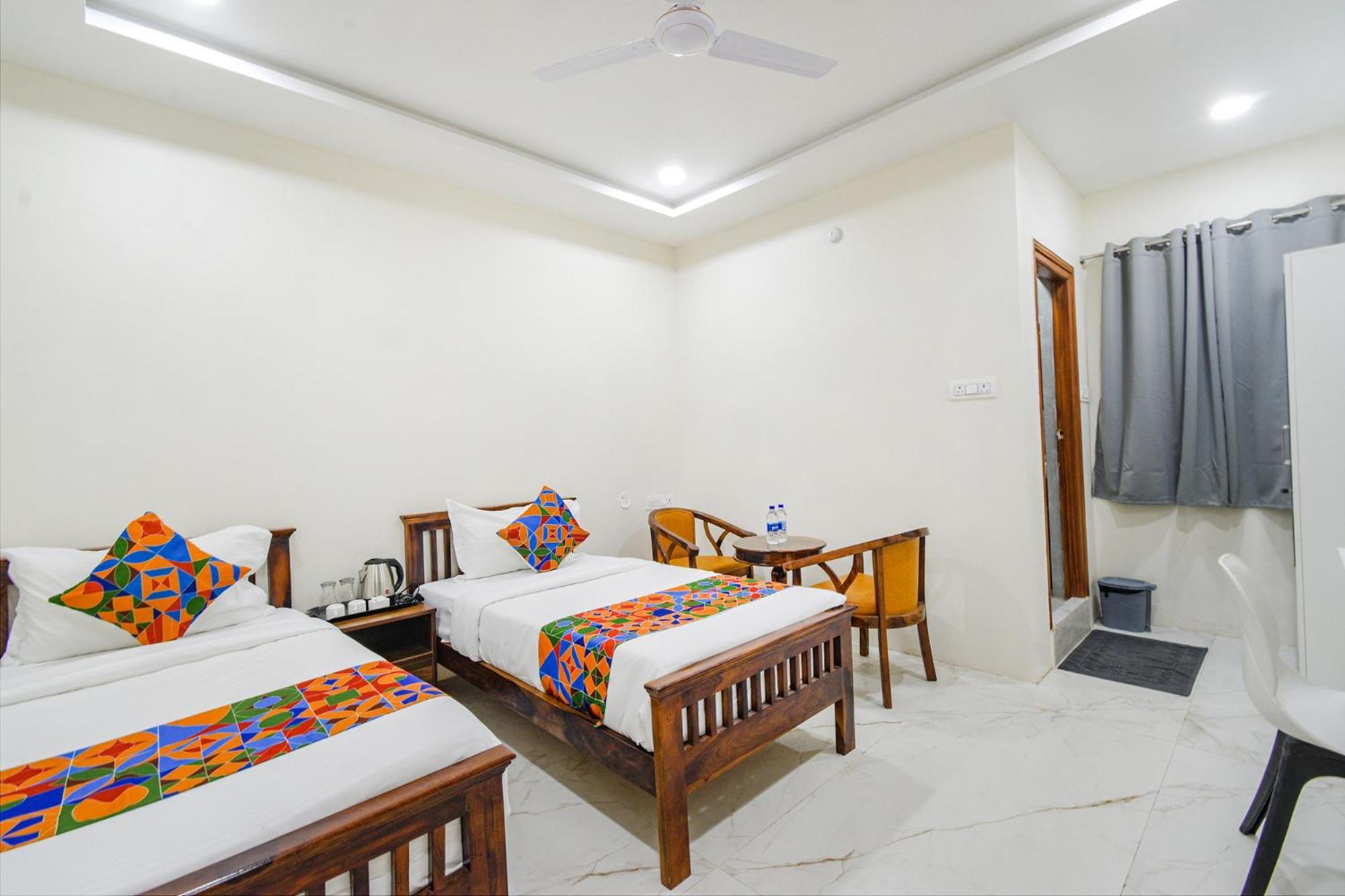 Fabhotel Ssr Ikon Suites - Nr Hyderabad Central University, Kondapur Luaran gambar