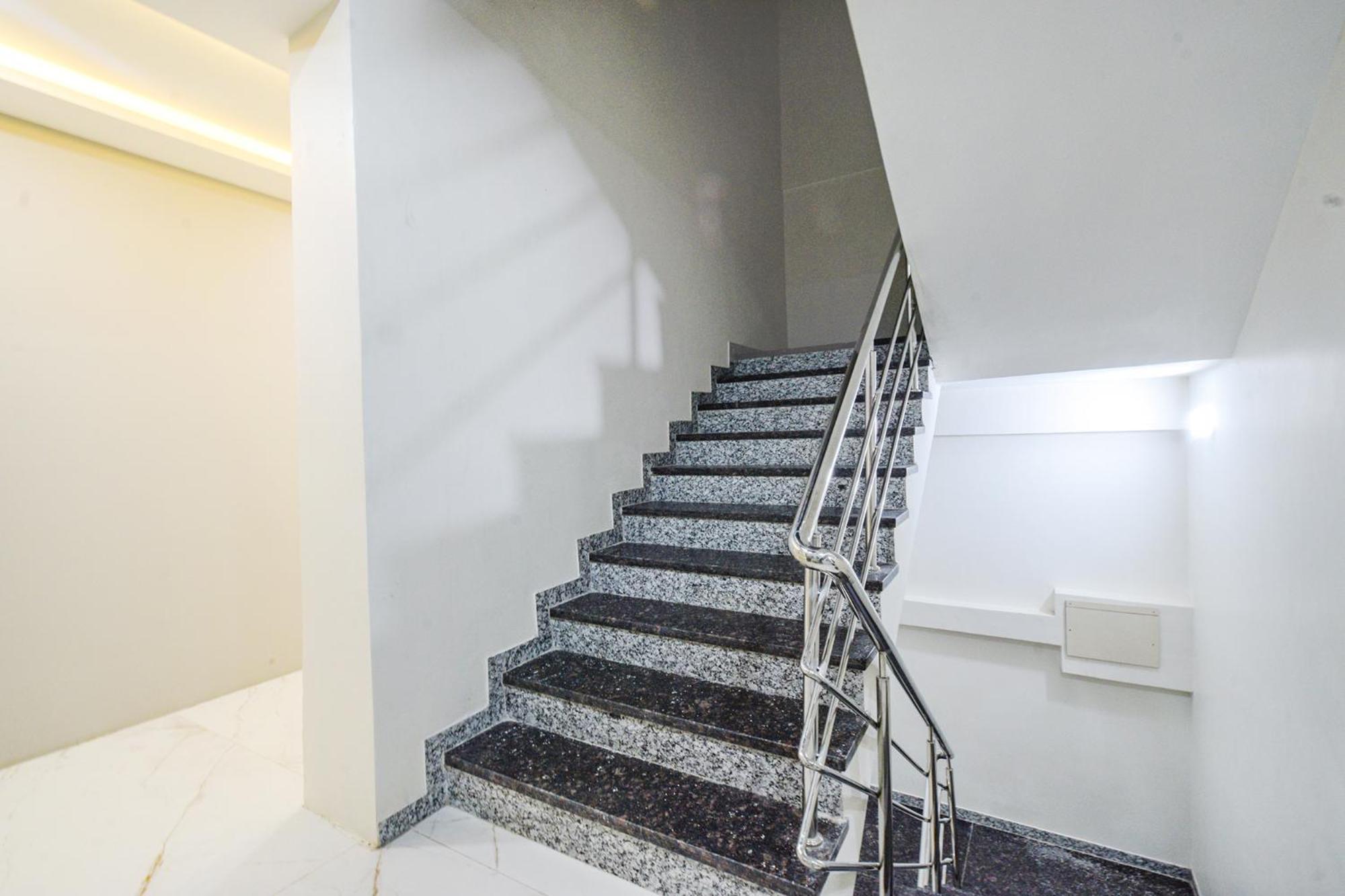 Fabhotel Ssr Ikon Suites - Nr Hyderabad Central University, Kondapur Luaran gambar