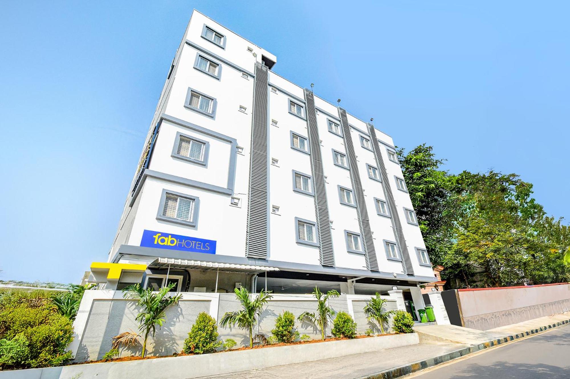 Fabhotel Ssr Ikon Suites - Nr Hyderabad Central University, Kondapur Luaran gambar